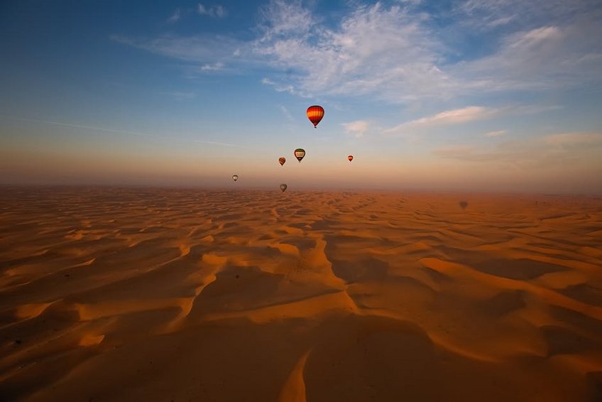 Morning Balloon Ride in Dubai Desert