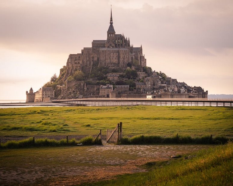 France Mont Saint Michel Tides