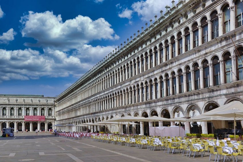 Best cafes to drink coffee in Vienna