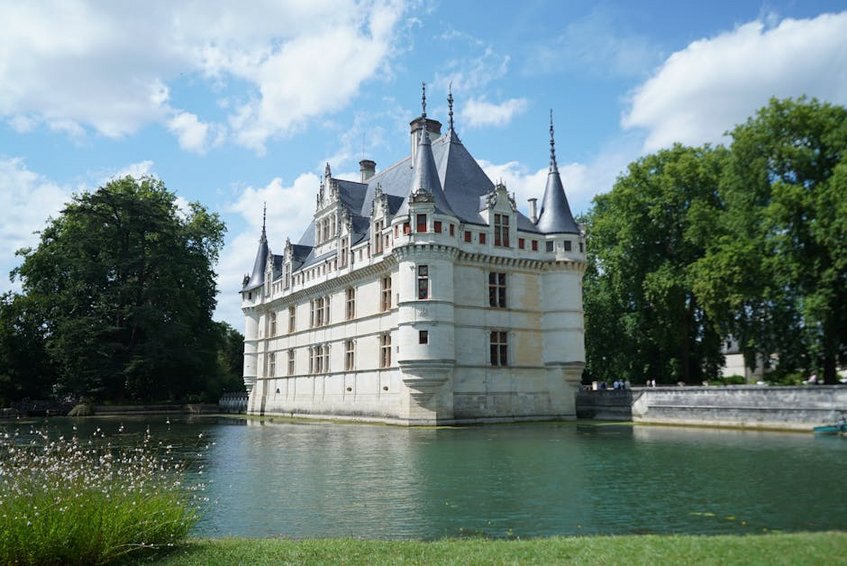 France Loire Valley Castle Tour