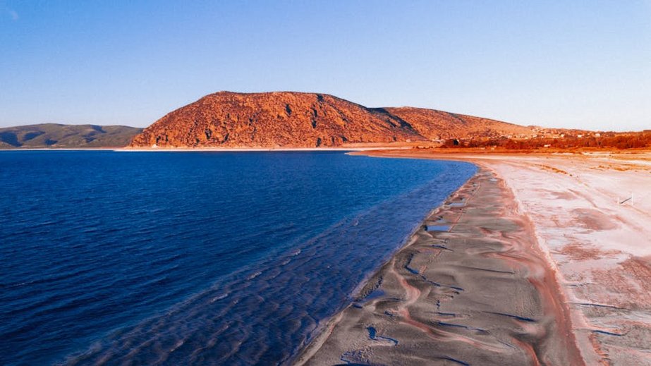 How to get to Salda Lake: transportation guide