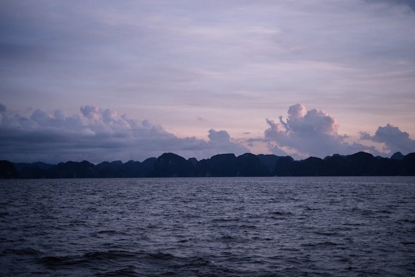 Vietnam Ha Long Bay Overnight Cruise