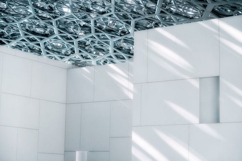 Abu Dhabi Travel Guide