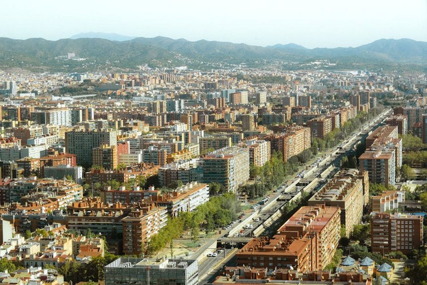 Barcelona Travel Guide