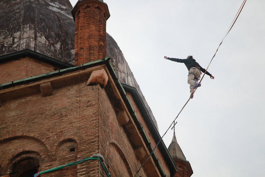 Bologna Travel Guide