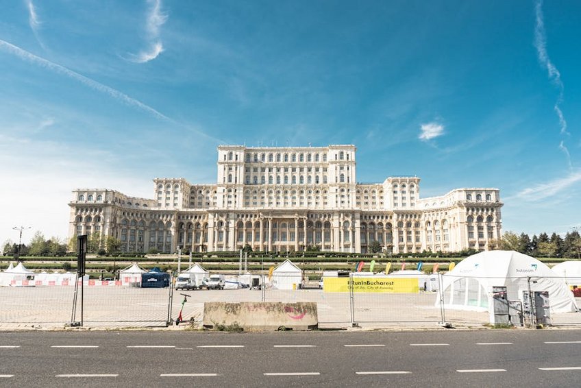 Bucharest Travel Guide