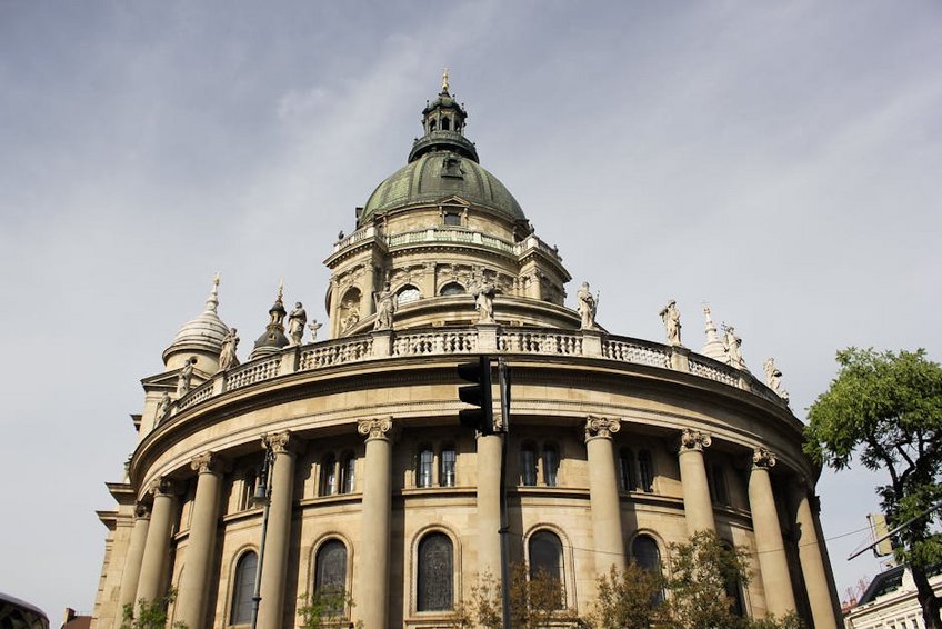 Budapest Travel Guide