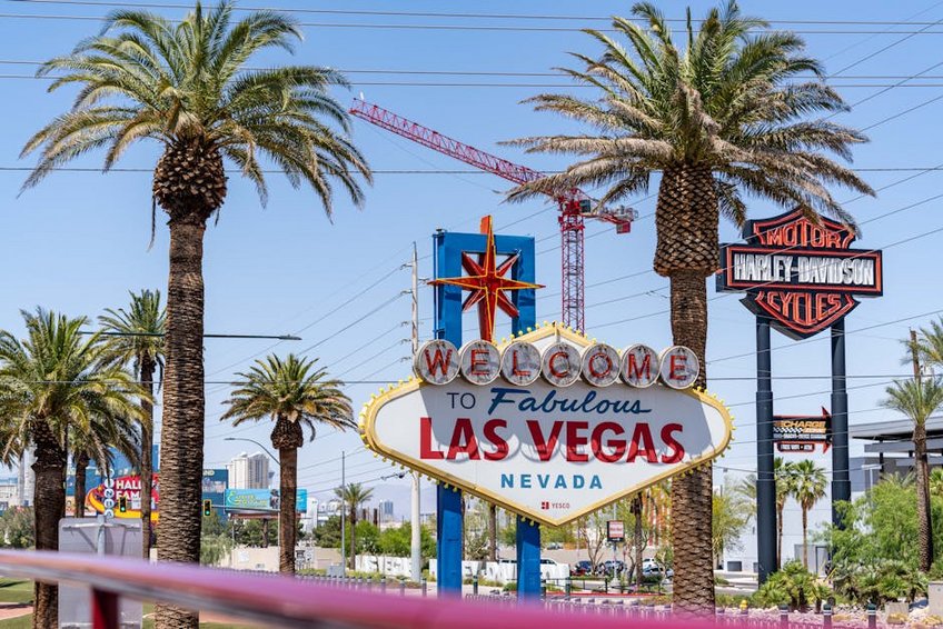 Las Vegas Travel Guide