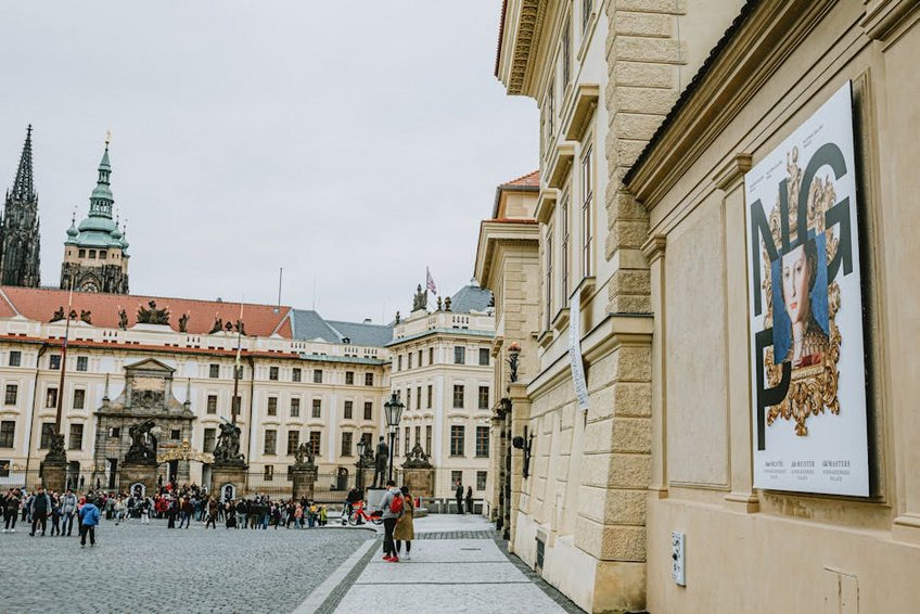 Prague Travel Guide