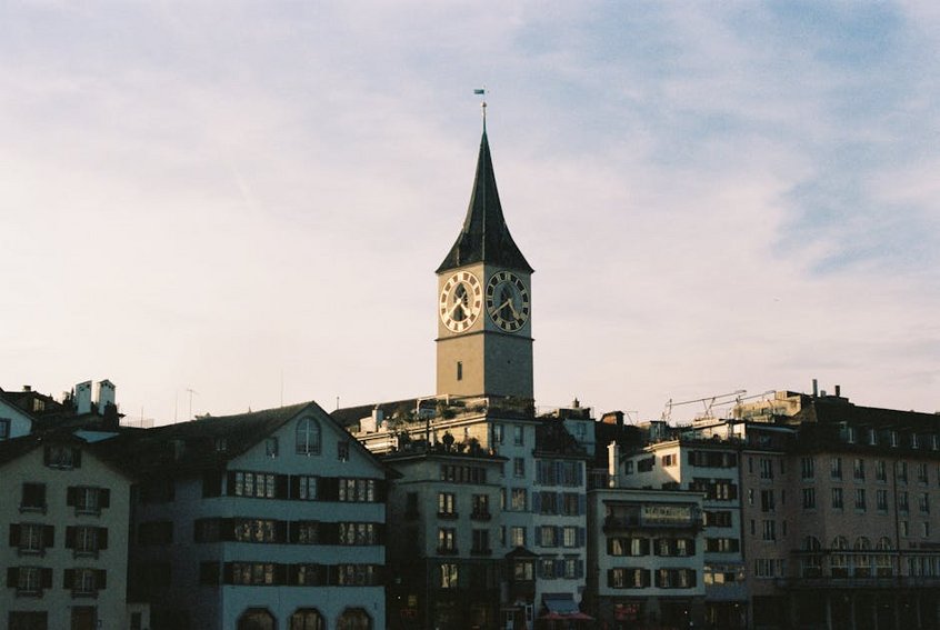 Zurich Travel Guide