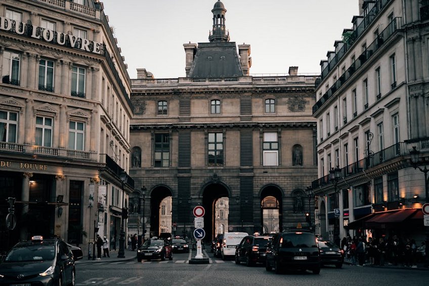Street Art Tour in Paris